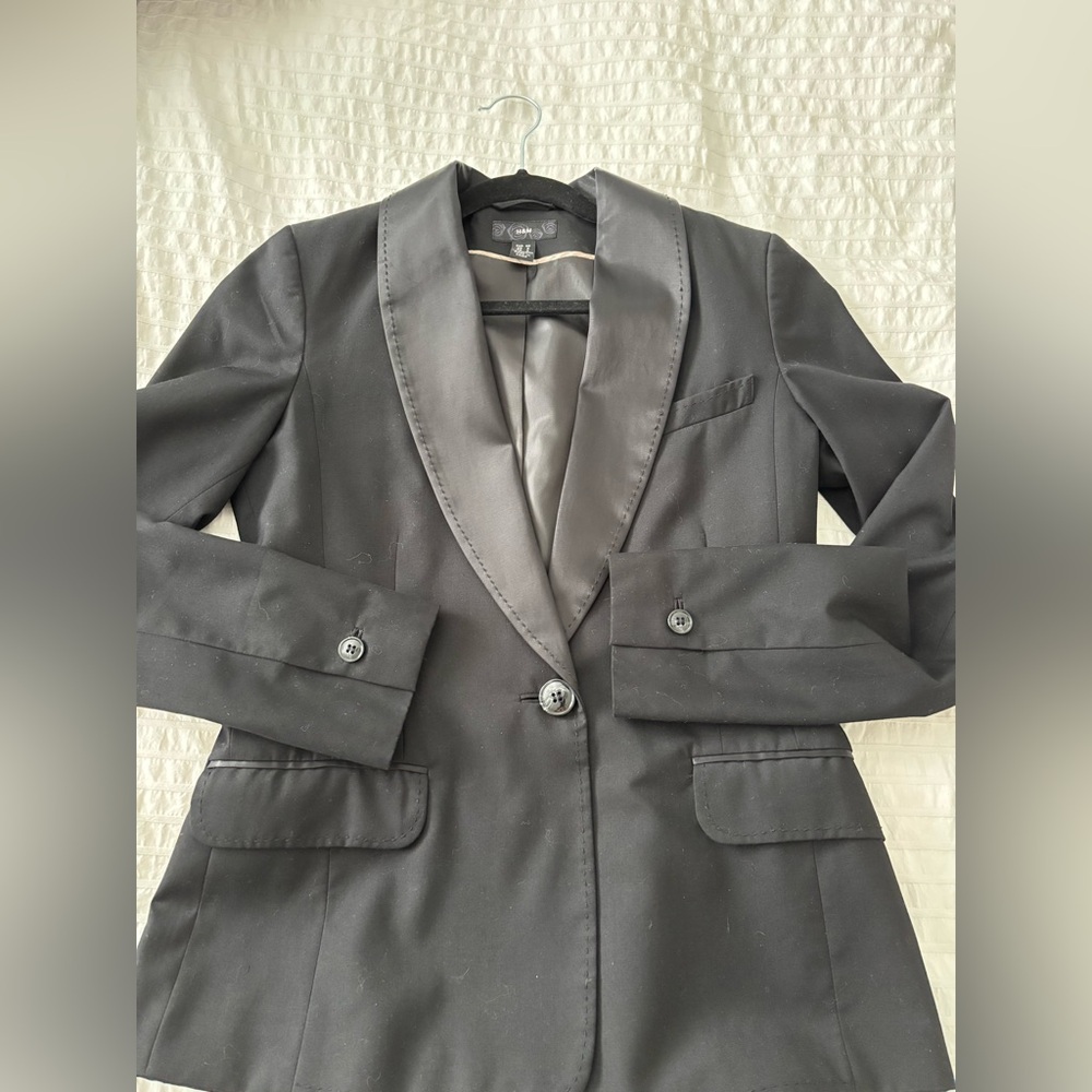 H&M Classic Black Blazer